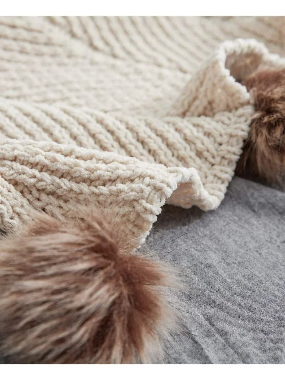 Fur Pom Pom Knit Throw Blanket Super Soft Warm Cozy Cable Knitted Blanket for_4